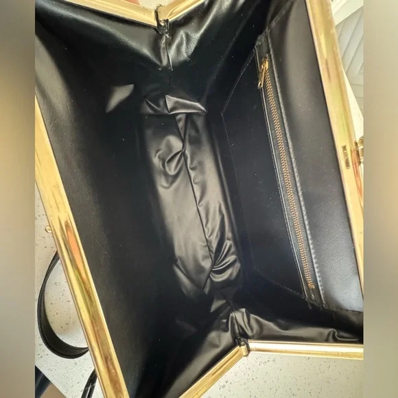 1960s Extra Large Black Snap Closure Shoulder Bag - Picture 11 of 13